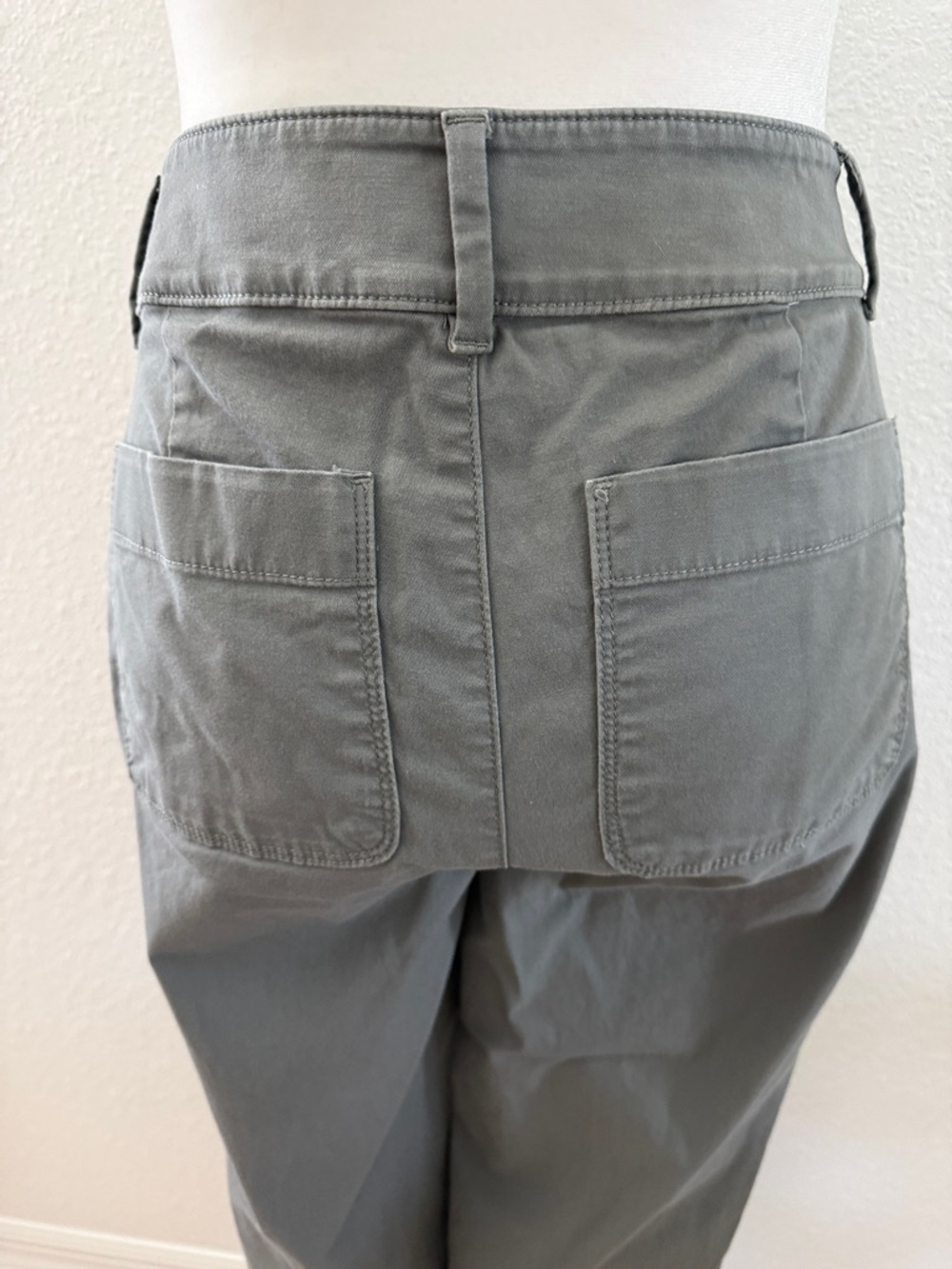 LOFT Olive Green High-Rise Straight Pants - Picture 4 of 9